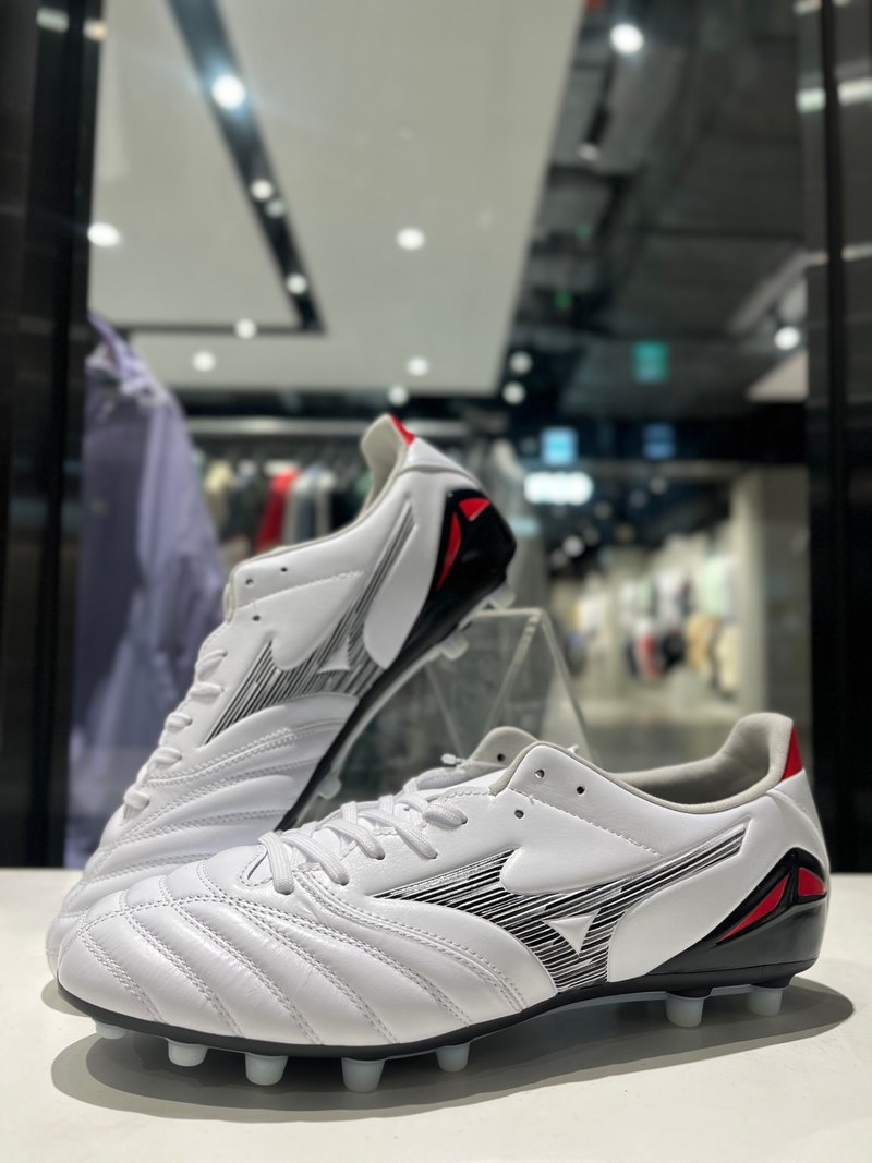 미즈노 모렐리아 네오 AG 축구화